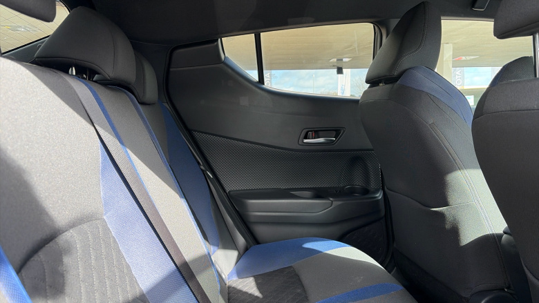 Toyota C-HR 1.8 Hybrid Dynamic 5dr CVT Hybrid Hatchback